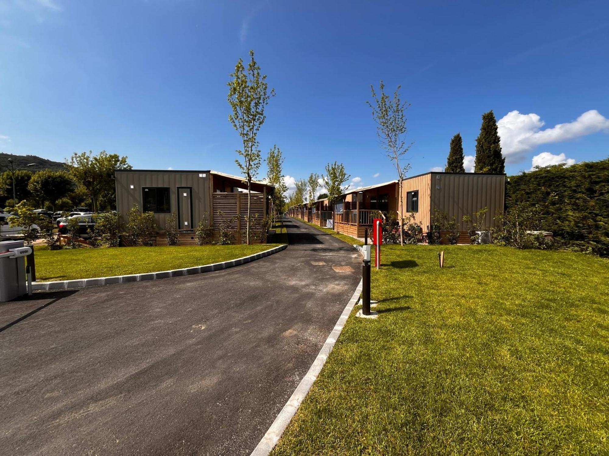 Estivo Premium Deluxe Mobile Homes On Del Sole Village Iseo
